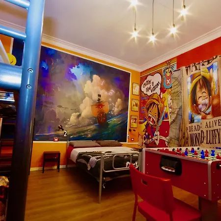 Comics בית הארחה 2*