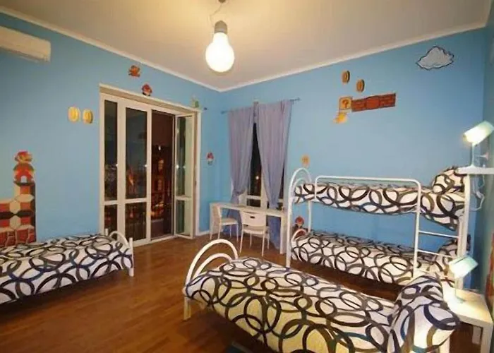 Comics בית הארחה רומא