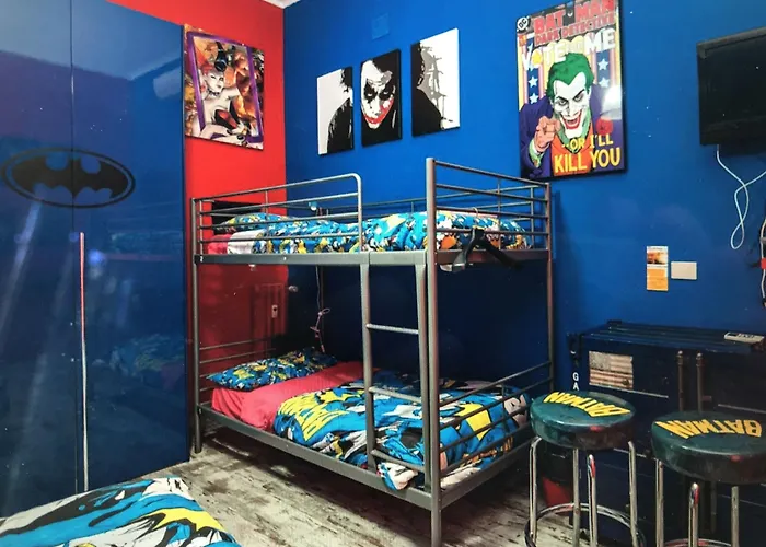 בית הארחה Comics 2*