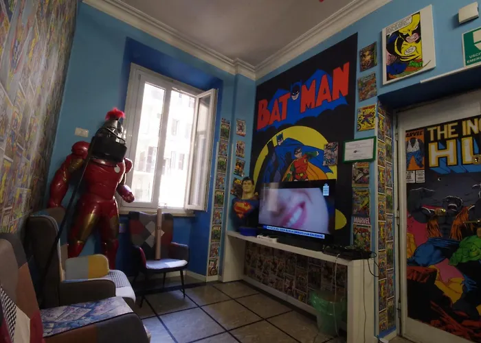 בית הארחה Comics 2*