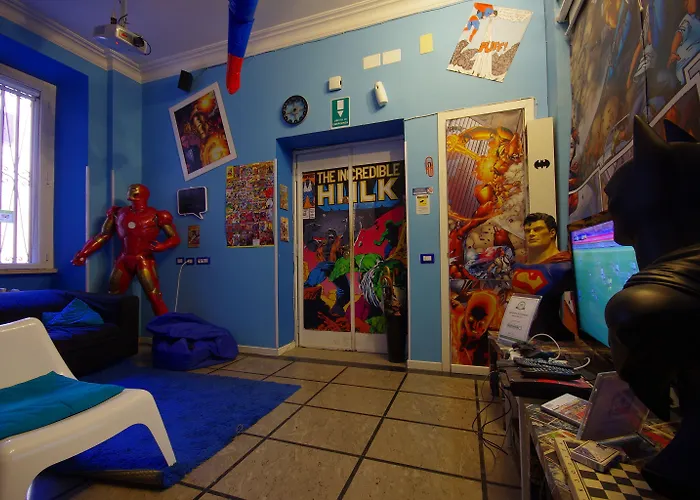 Comics בית הארחה